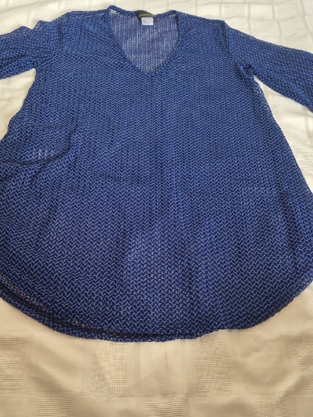 Jordan Taylor Navy Sheer V-Neck Swim Coverup - Picture 11 of 16